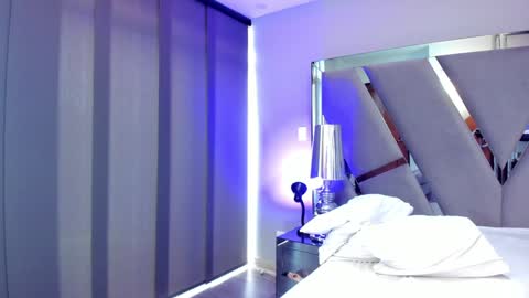 emily_bae online show from 8, 2, 2025