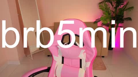 Snapshot of emily_bridget chatting on 5, 5, 2026 Emily online show from 5, 5, 2026