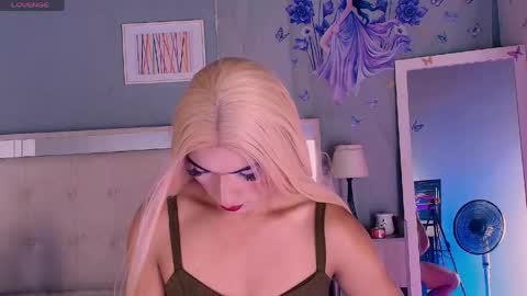 emily_castillo1_ online show from 28, 4, 2026