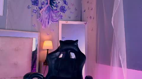 emily_castillo1_ online show from 10, 5, 2026