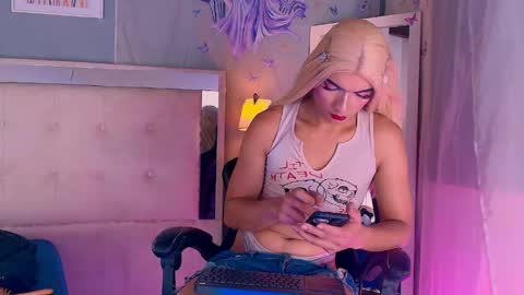 emily_castillo1_ online show from 14, 5, 2026
