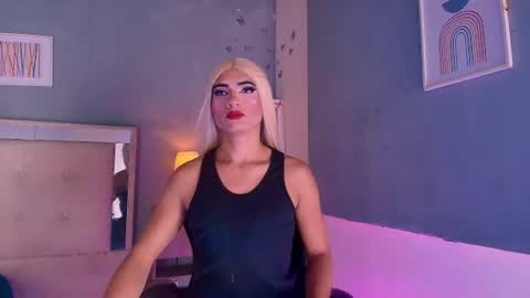 emily_castillo1_ online show from 23, 6, 2026