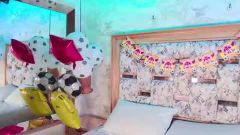 emily_dempsey online show from 17, 6, 2026