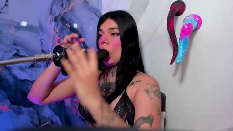 emily_evol online show from 16, 5, 2026