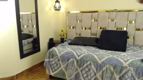 emily fox 3 online show from 11, 2, 2025