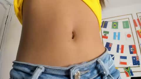 Snapshot of emily_gaviria1 chatting on 7, 7, 2026 emily_gaviria1 online show from 7, 7, 2026