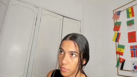 Snapshot of emily_gaviria1 chatting on 11, 7, 2026 emily_gaviria1 online show from 11, 7, 2026
