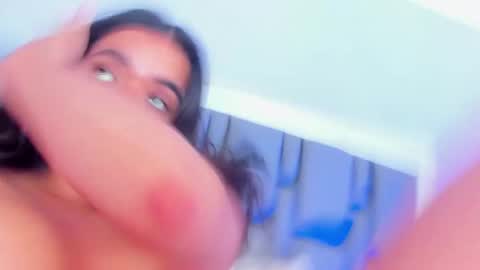Snapshot of emily_gil1 chatting on 18, 2, 2025 Emi online show from 18, 2, 2025