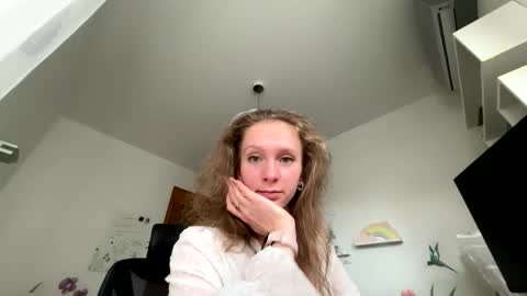 Snapshot of emily_in_parisss chatting on 1, 10, 2025 Emily online show from 1, 10, 2025