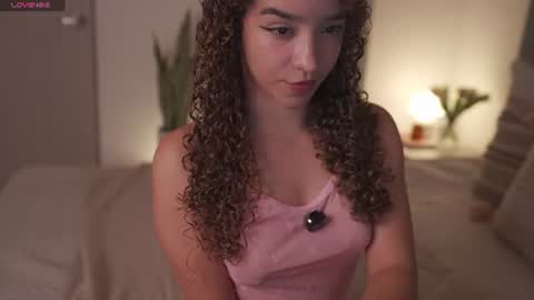 Snapshot of emily_johnson1 chatting on 25, 6, 2026 Juliana online show from 25, 6, 2026
