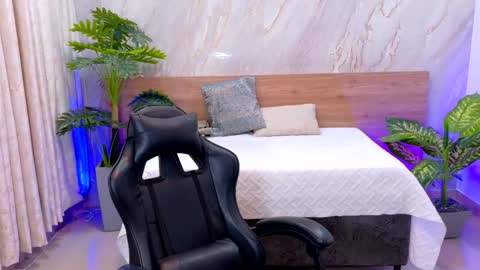 Emily online show from 19, 2, 2026