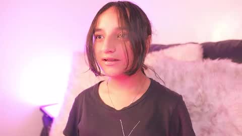 Snapshot of emily_jonexs_ chatting on 26, 2, 2026 mily online show from 26, 2, 2026