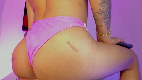 Snapshot of emily_lady20 chatting on 22, 2, 2025 emily lady20 Independient modelIndependiente online show from 22, 2, 2025