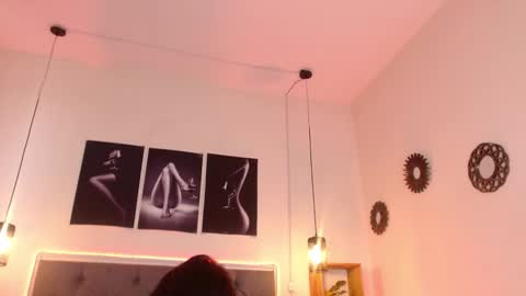 Snapshot of emily_leinn chatting on 17, 9, 2025 E M I L Y  online show from 17, 9, 2025