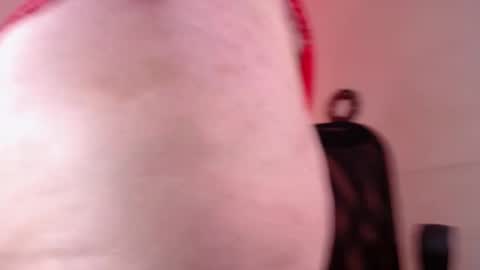 Snapshot of emily_leinn chatting on 20, 9, 2025 E M I L Y  online show from 20, 9, 2025