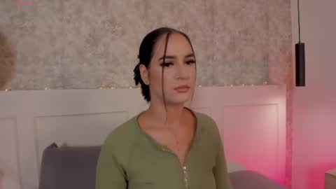 emily_luve online show from 4, 7, 2026