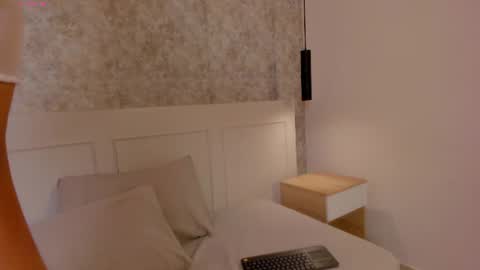 emily_luve online show from 8, 7, 2026