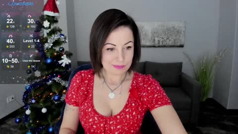 Snapshot of emily_midlton chatting on 29, 12, 2024 Emily online show from 29, 12, 2024