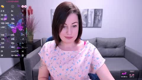 Snapshot of emily_midlton chatting on 18, 2, 2025 Emily online show from 18, 2, 2025