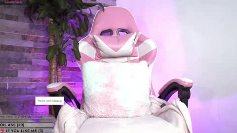 Emily online show from 11, 5, 2026