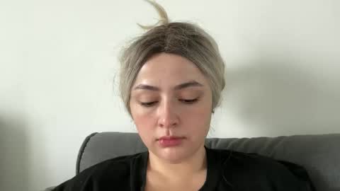 emily_morning_dew online show from 19, 9, 2025