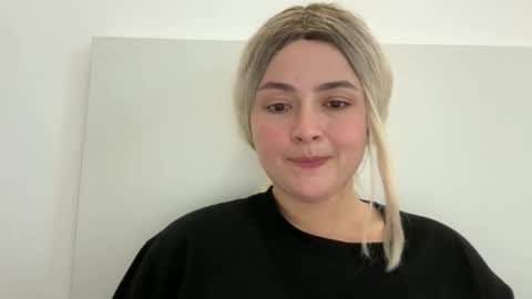 emily_morning_dew online show from 12, 10, 2025