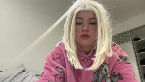 emily_morning_dew online show from 13, 1, 2026