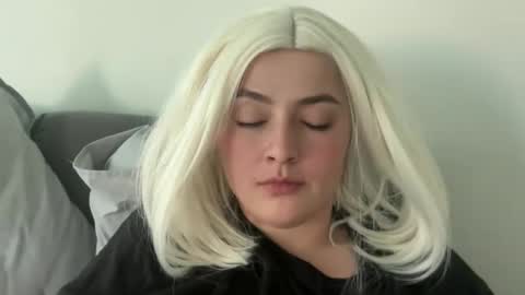 emily_morning_dew online show from 13, 3, 2026