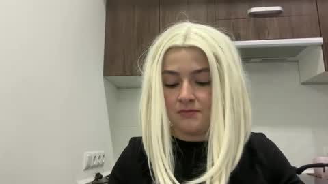 emily_morning_dew online show from 15, 4, 2026