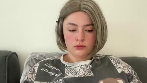 emily_morning_dew online show from 8, 5, 2026