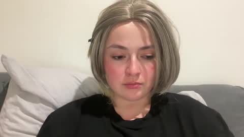 emily_morning_dew online show from 11, 5, 2026