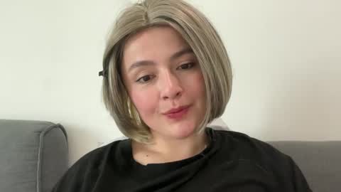 emily_morning_dew online show from 20, 5, 2026
