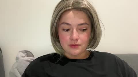 emily_morning_dew online show from 22, 5, 2026