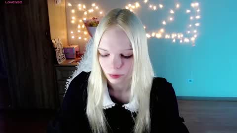 Lia online show from 26, 2, 2025