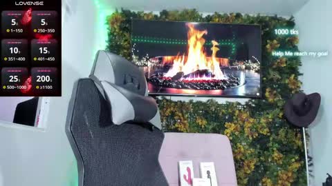 emily_palmeer online show from 14, 5, 2026