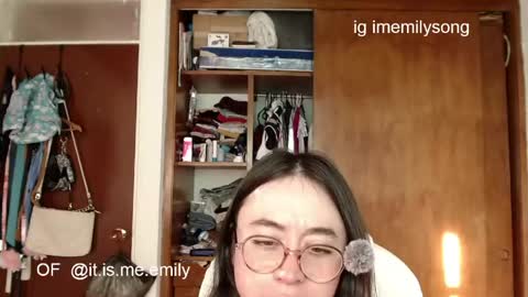 emily_pearl_ online show from 16, 5, 2026