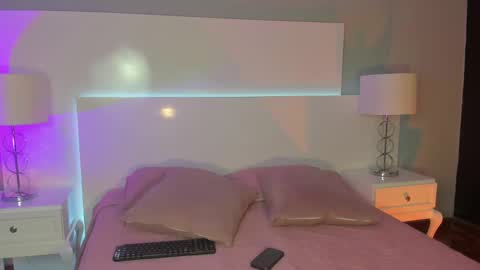 Emily  online show from 14, 2, 2025