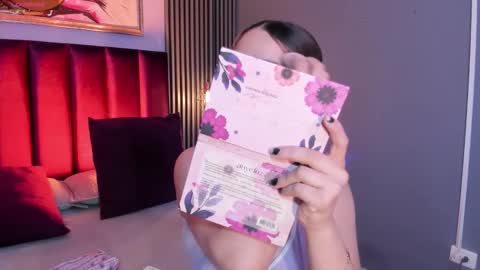 Emily  online show from 19, 12, 2025