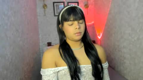 emily_rosue_ online show from 14, 7, 2026