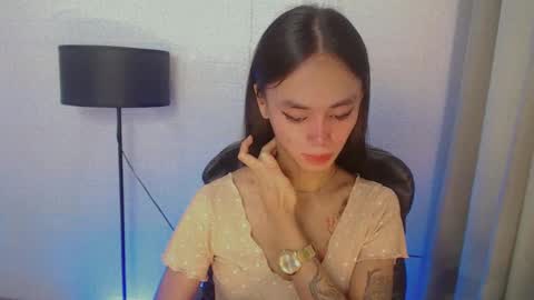 emily_sexyslut online show from 4, 12, 2024