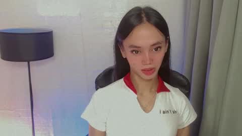 emily_sexyslut online show from 22, 12, 2024