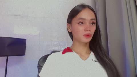 emily_sexyslut online show from 25, 12, 2024