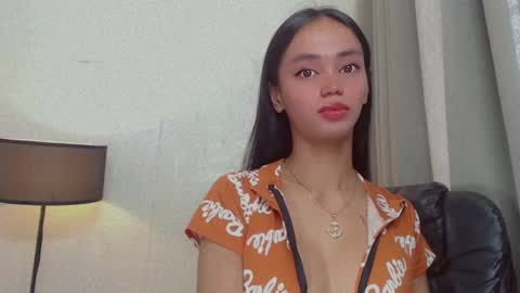emily_sexyslut online show from 8, 2, 2025