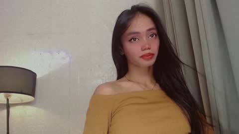 emily_sexyslut online show from 10, 2, 2025