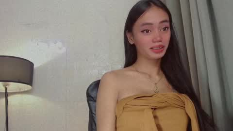 emily_sexyslut online show from 10, 2, 2025