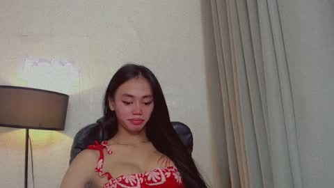 emily_sexyslut online show from 19, 2, 2025