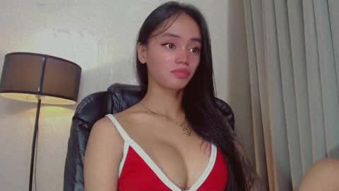 emily_sexyslut online show from 21, 2, 2025