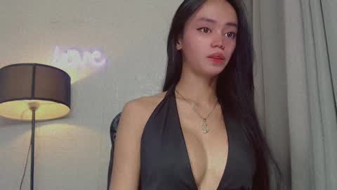 emily_sexyslut online show from 24, 2, 2025