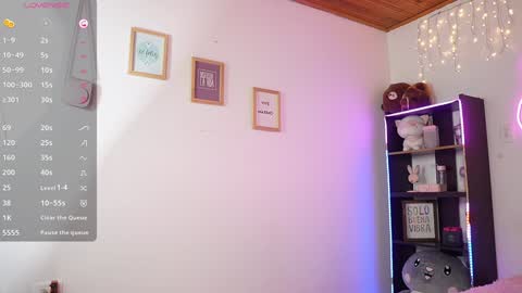 emily_smitt online show from 7, 1, 2025