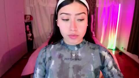 Emily  Swan online show from 17, 1, 2026